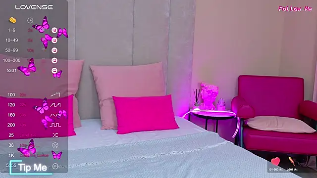 Snapshot of AmeliRoyse chatting on October 12, 2025, 5:12 pm AmeliRoyse online show from October 12, 2025, 5:12 pm