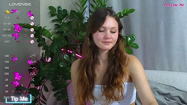 Snapshot of AmeliRoyse chatting on October 15, 2025, 5:13 pm AmeliRoyse online show from October 15, 2025, 5:13 pm