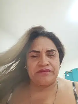 Milena Foox online show from November 19, 2025, 5:29 am