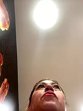 Luna-nevada online show from January 13, 2026, 6:24 pm