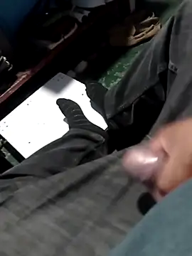 kevinkale online show from April 14, 2026, 2:28 am