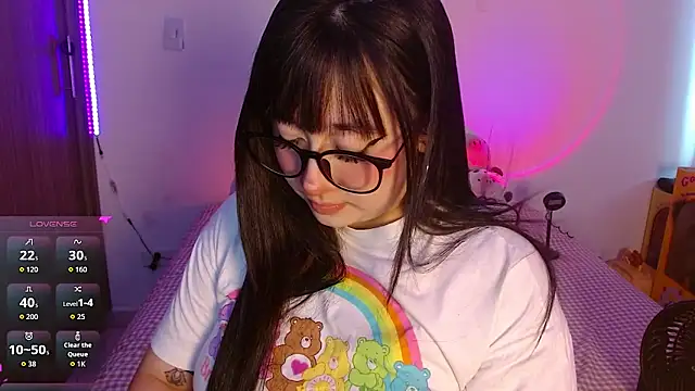 Snapshot of Oliviargf chatting on February 14, 2026, 12:13 pm Oliviargf online show from February 14, 2026, 12:13 pm