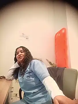 Snapshot of Paula6Colombia chatting on November 13, 2025, 3:55 pm Paula6Colombia online show from November 13, 2025, 3:55 pm