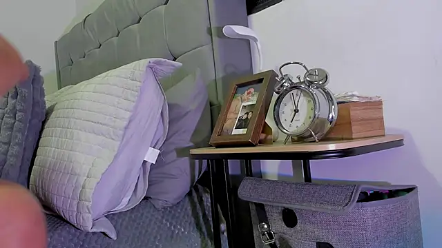 Snapshot of boys_blackandwhite chatting on September 18, 2025, 10:56 pm boys blackandwhite online show from September 18, 2025, 10:56 pm