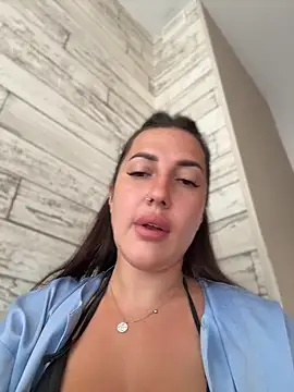 AleksandraRich online show from June 8, 2026, 1:28 am