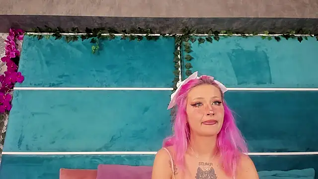 SunnyGlow online show from October 30, 2025, 6:48 am