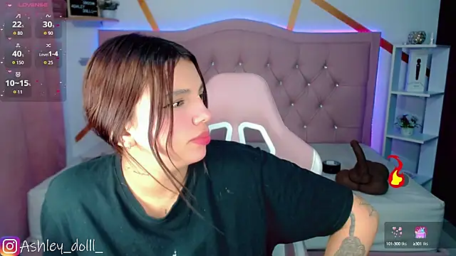 Snapshot of Ashley_dolll chatting on October 3, 2025, 9:12 pm Ashley dolll online show from October 3, 2025, 9:12 pm