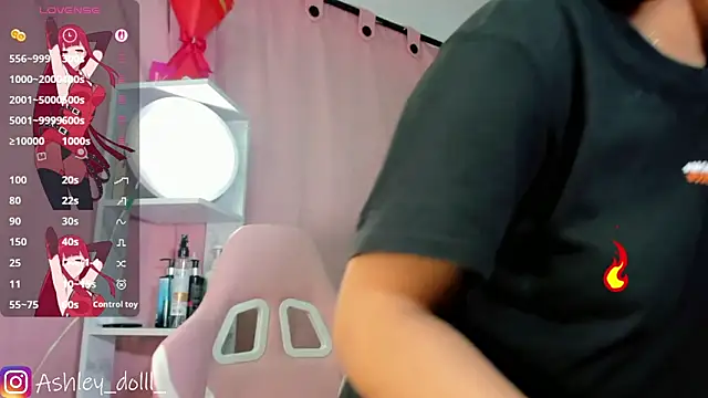 Ashley dolll online show from December 2, 2025, 9:10 pm