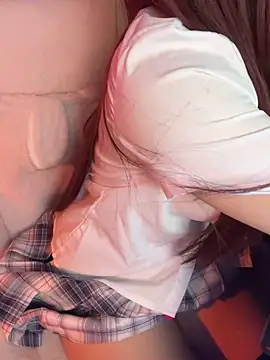 Snapshot of MI_KA22 chatting on March 9, 2025, 5:44 am MI KA22 online show from March 9, 2025, 5:44 am