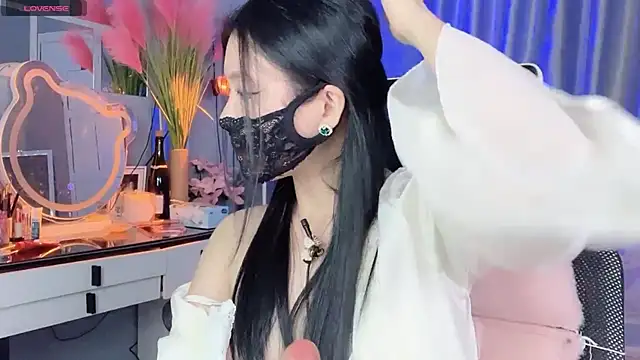 Snapshot of MI_KA22 chatting on October 22, 2025, 7:02 pm MI KA22 online show from October 22, 2025, 7:02 pm