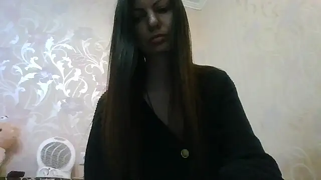 AliseWats online show from October 30, 2025, 7:36 pm