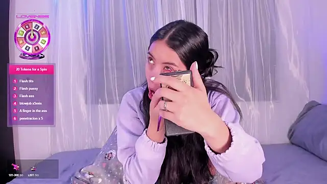 Snapshot of Bear-Mel chatting on March 14, 2025, 3:47 pm Bear-Mel online show from March 14, 2025, 3:47 pm