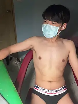 Snapshot of chipboo chatting on September 13, 2025, 7:35 pm chipboo online show from September 13, 2025, 7:35 pm