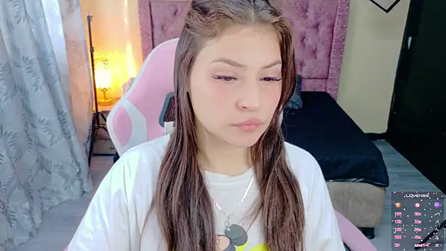 Snapshot of sweet__thang chatting on May 6, 2026, 1:16 pm sweet thang online show from May 6, 2026, 1:16 pm