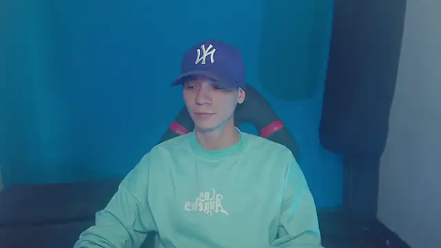 Snapshot of Burperking420_ chatting on March 12, 2025, 8:52 pm Burperking420 online show from March 12, 2025, 8:52 pm