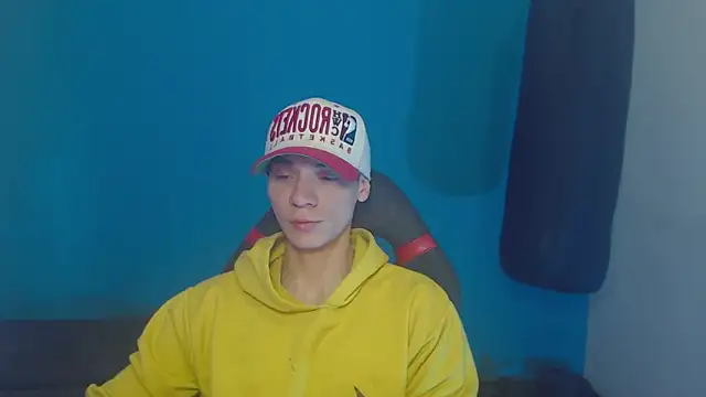 Snapshot of Burperking420_ chatting on March 20, 2025, 9:35 pm Burperking420 online show from March 20, 2025, 9:35 pm