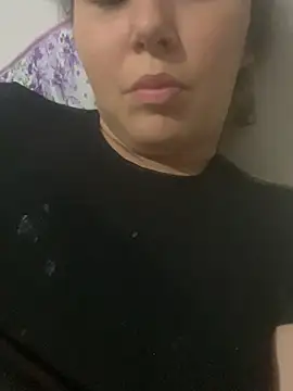 Snapshot of maia_rab chatting on February 3, 2026, 1:04 am maia rab online show from February 3, 2026, 1:04 am