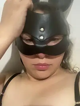 Snapshot of maia_rab chatting on February 17, 2026, 9:21 pm maia rab online show from February 17, 2026, 9:21 pm