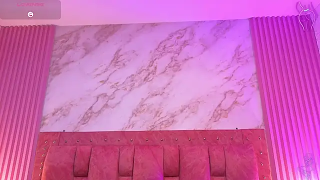 goldilockss15 online show from February 5, 2026, 3:22 am