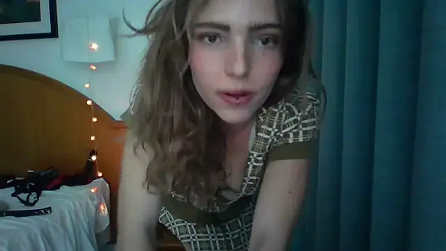 kinkifunki online show from March 17, 2025, 4:54 pm