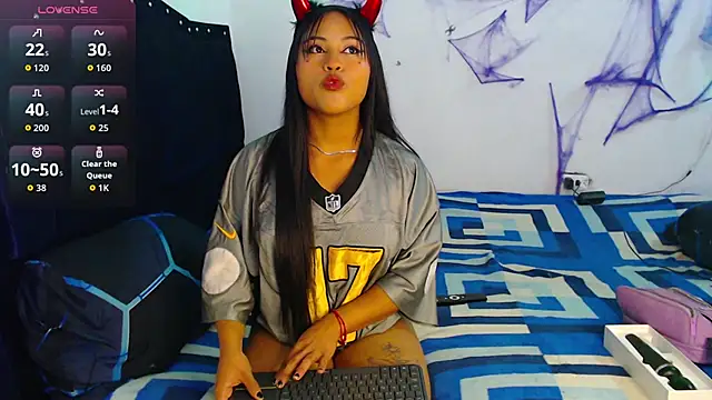 bella warzon online show from October 15, 2025, 1:06 am