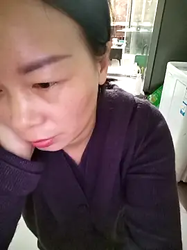 Snapshot of mimi520 chatting on October 16, 2025, 12:28 pm mimi520 online show from October 16, 2025, 12:28 pm