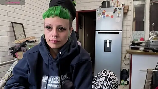 freyaa sorcerees online show from October 17, 2025, 1:25 pm