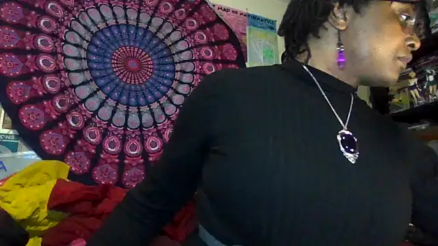 GardeniaFields online show from April 8, 2026, 6:24 am