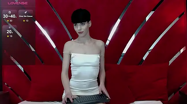 Snapshot of Roxxy_Rouge chatting on March 21, 2025, 11:34 pm Roxxy Rouge online show from March 21, 2025, 11:34 pm