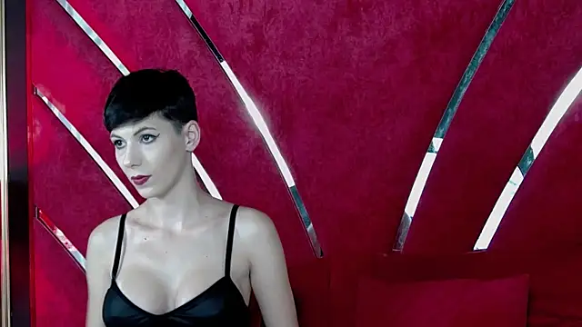 Snapshot of Roxxy_Rouge chatting on October 3, 2025, 4:04 pm Roxxy Rouge online show from October 3, 2025, 4:04 pm