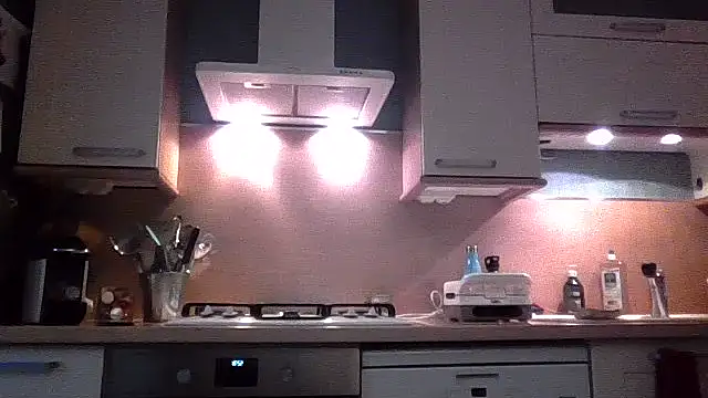 Snapshot of Simon_76 chatting on October 21, 2025, 4:51 pm Simon 76 online show from October 21, 2025, 4:51 pm