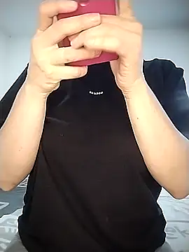 hotsexass online show from February 4, 2026, 12:05 am