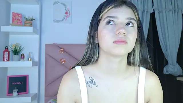 Snapshot of eva_sin18 chatting on September 27, 2025, 11:10 pm eva sin18 online show from September 27, 2025, 11:10 pm