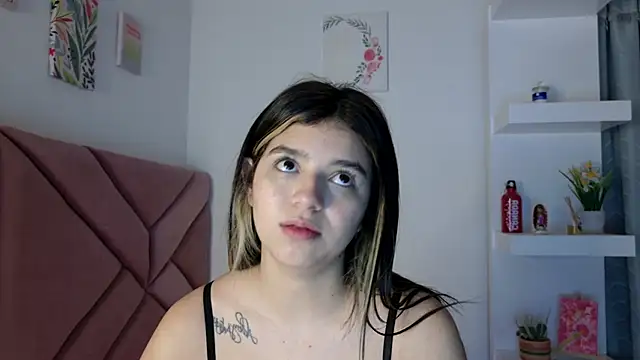 Snapshot of eva_sin18 chatting on October 12, 2025, 12:31 am eva sin18 online show from October 12, 2025, 12:31 am