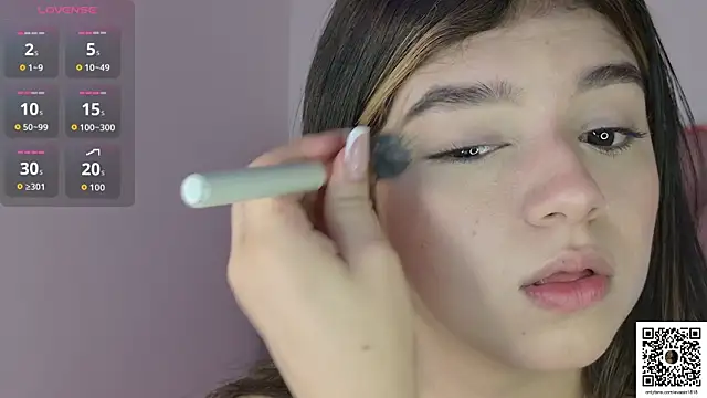 Snapshot of eva_sin18 chatting on November 6, 2025, 11:15 pm eva sin18 online show from November 6, 2025, 11:15 pm