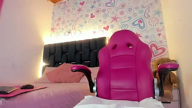 Snapshot of margott_22_ chatting on November 26, 2025, 6:31 pm margott 22 online show from November 26, 2025, 6:31 pm