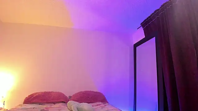 Alessamoth online show from November 26, 2025, 11:28 pm