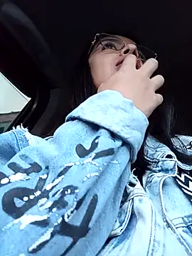 Snapshot of Nathaly_12 chatting on October 8, 2025, 9:56 pm Nathaly 12 online show from October 8, 2025, 9:56 pm