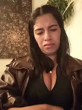 Nathaly 12 online show from May 19, 2026, 1:22 am