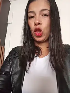 Nathaly 12 online show from May 25, 2026, 6:14 pm