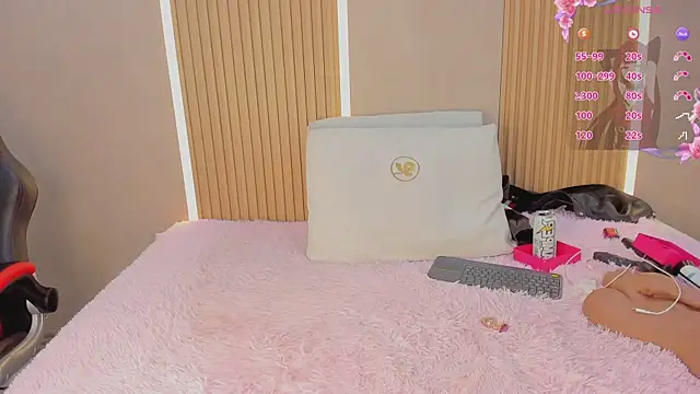 stephany summer online show from November 6, 2025, 4:24 am