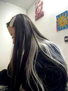 Snapshot of VictoriaGerard_Pink chatting on October 23, 2025, 2:22 am VictoriaGerard Pink online show from October 23, 2025, 2:22 am