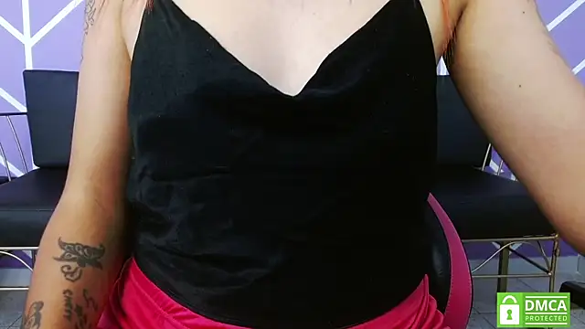 Katy luxury online show from March 12, 2025, 4:13 pm