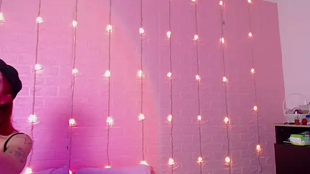 wet valery online show from February 11, 2026, 1:10 am