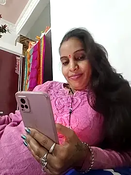Snapshot of Hotty-Nidhi chatting on October 29, 2025, 3:36 pm Hotty-Nidhi online show from October 29, 2025, 3:36 pm