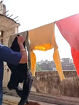 Hotty-Nidhi online show from December 16, 2025, 5:01 am