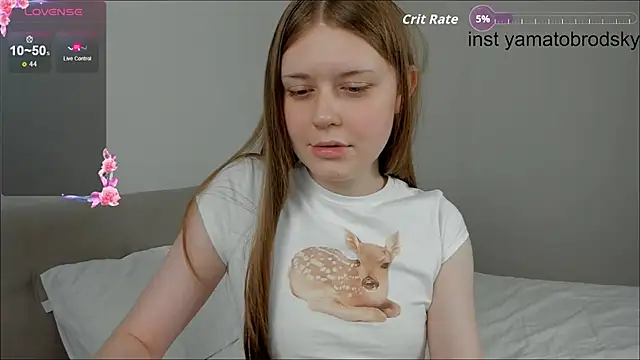 Snapshot of YamatoBrodsky chatting on October 3, 2025, 8:39 pm YamatoBrodsky online show from October 3, 2025, 8:39 pm