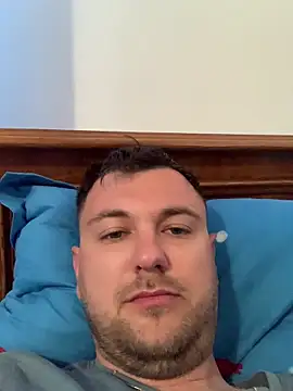 hugedickedd online show from May 15, 2026, 5:14 am