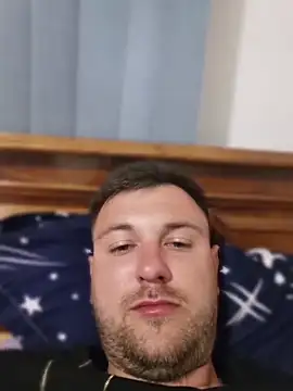 hugedickedd online show from May 17, 2026, 9:22 pm