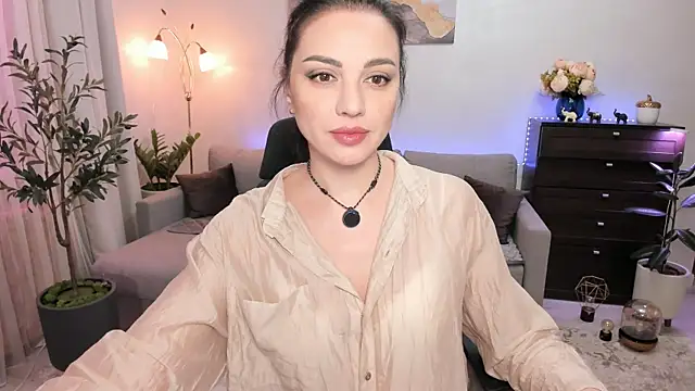 Viki Bellson online show from June 7, 2026, 6:55 pm